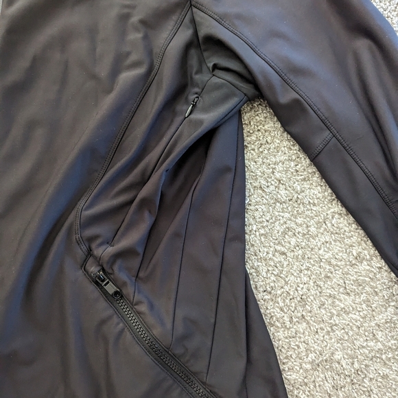 Men's Lululemon Black Jacket - Picture 5 of 7